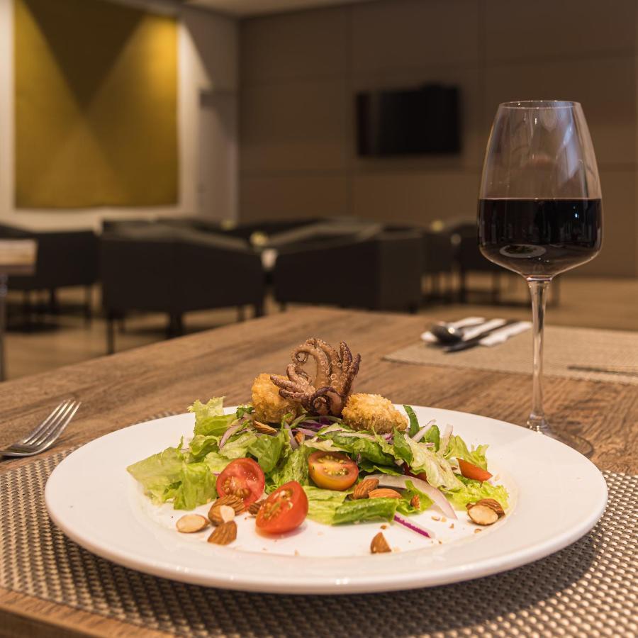 Sercotel Suites Bogota Norte מראה חיצוני תמונה